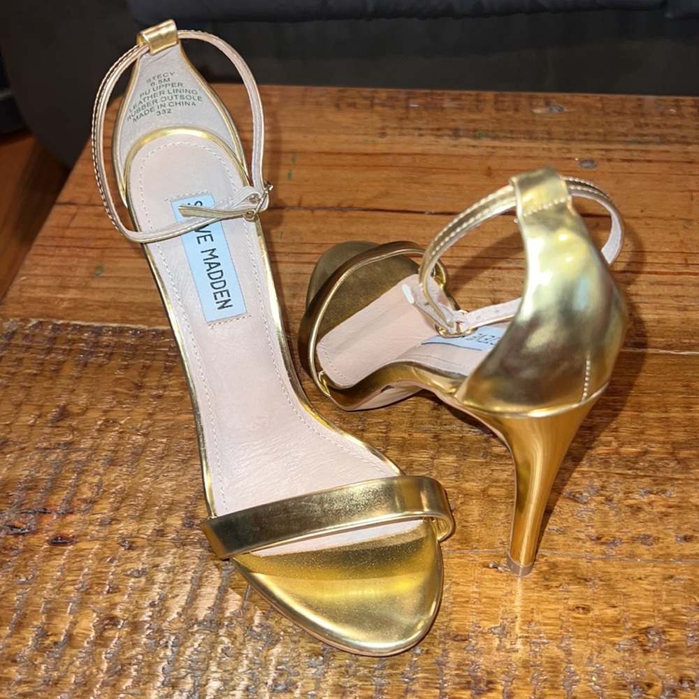 Steve Madden Gold Heels 6.5